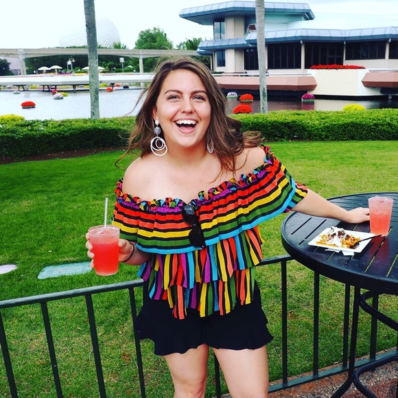 Meet your Posher, Madelyn - Picture 6 of 8